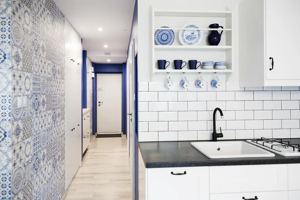 Roommate Apartments Nowogrodzka Warsaw