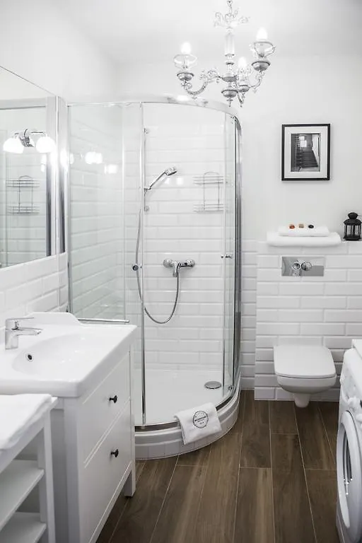 Roommate Apartments Nowogrodzka Warsaw 0*,  Poland